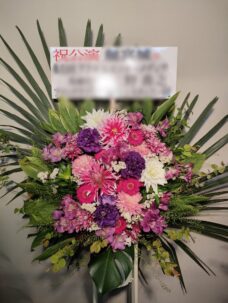 日本橋三井ホールにお届けしたスタンド花